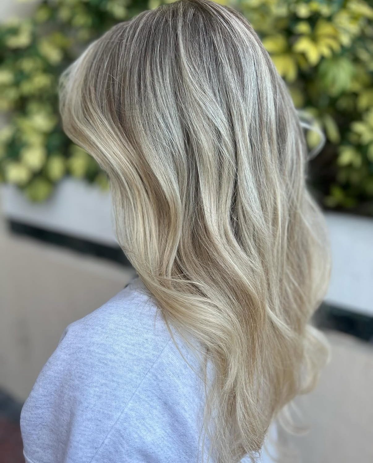 Highlights result, bright and dimensional blonde